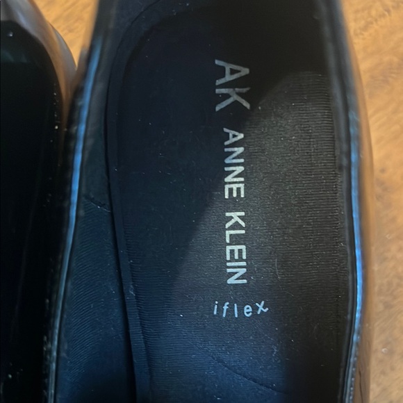 Women's New Anne Klein iflex  Shiny Black Heeled size 7.5 Loafer - Picture 14 of 16